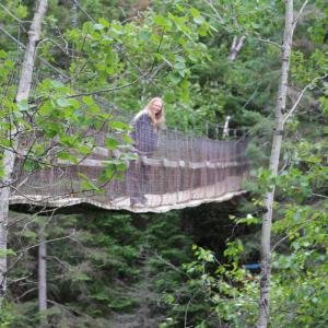 32b Rope Bridge